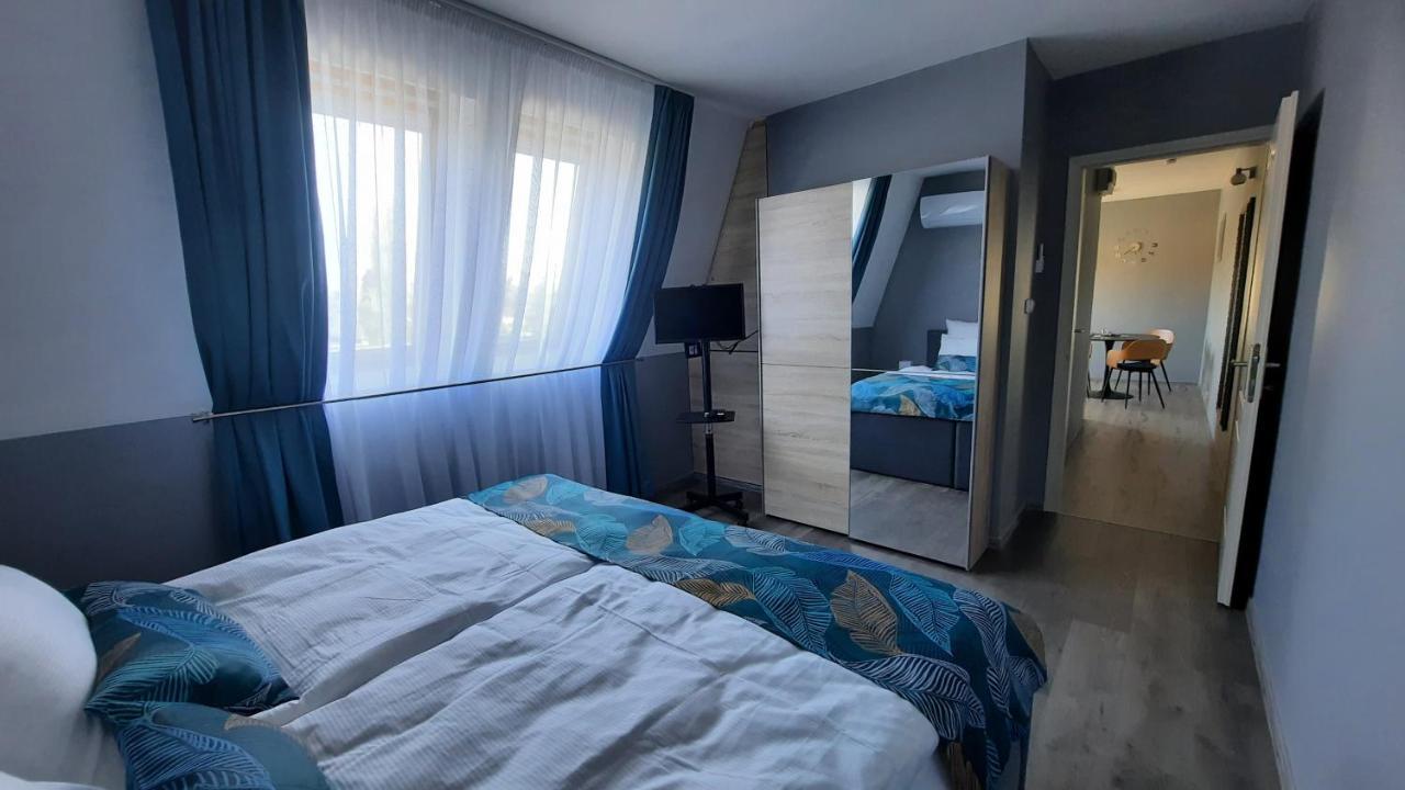 Balaton Legendaja Apartman Siofok Exterior photo